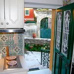 Yangos Traditional Kouramádes