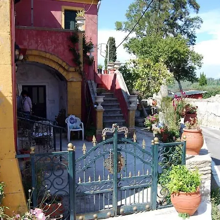 Yangos Traditional *