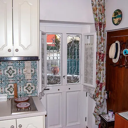 Yangos Traditional Apartamento